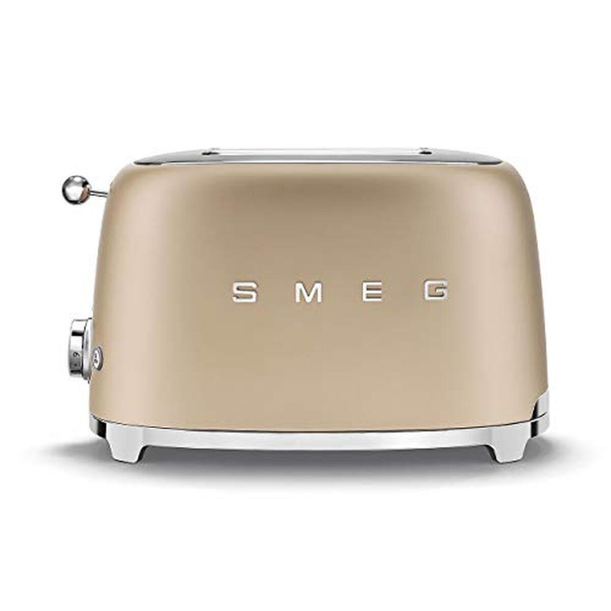 Test : grille-pain Smeg TSF01CHMEU or mat 950 W