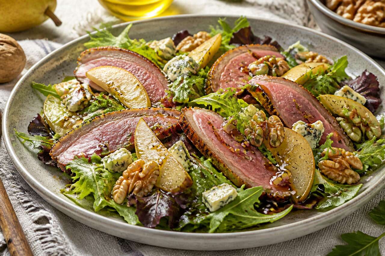 Salade au Roquefort et magret : recette chic pour pique-nique