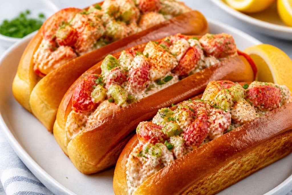 Recette de lobster rolls au homard breton maison